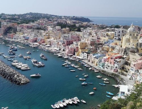 Discovering Naples. A love that is born smoothly