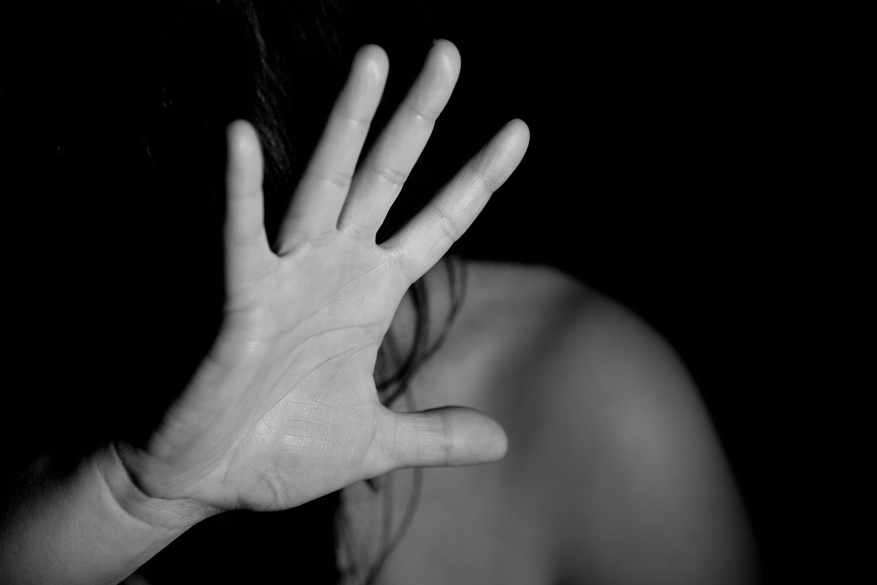 Violenza sulle donne – Cinque poesie